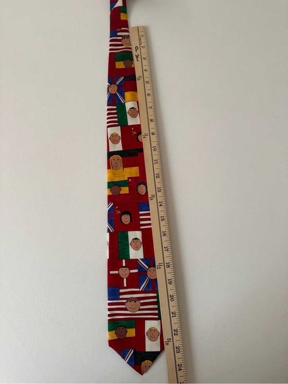 Vintage Save the Children Children of the World 100% Silk Tie